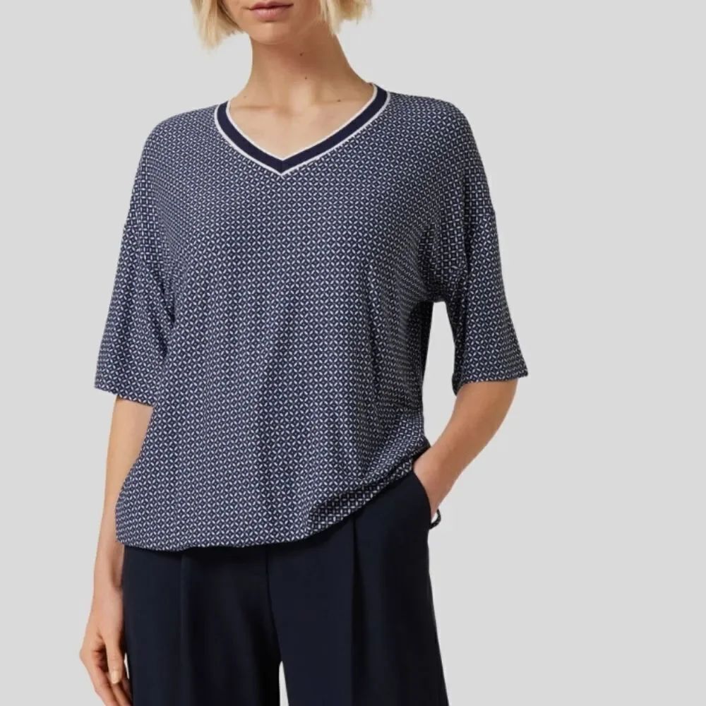BRAND NEW TOMMY HILFIGER V-NECK POLKA-DOT SHORT SLEEVE SHIRT